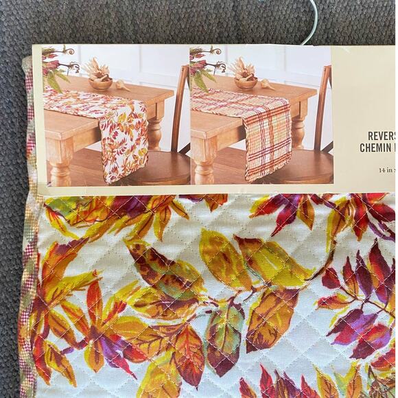 New with Tags Martha Stuart Reversible Fall, Foliage ,Leaves Table Runner - Picture 6 of 8